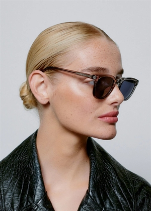 Bate solbrille Grey Transparent A. Kjærbede